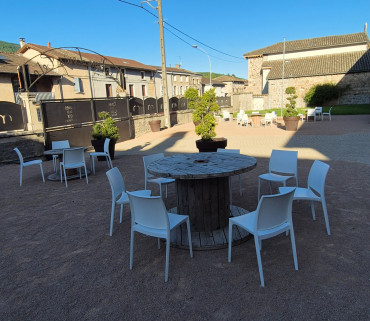 Mariage au Domaine en Mai 2025 - Beaujolais