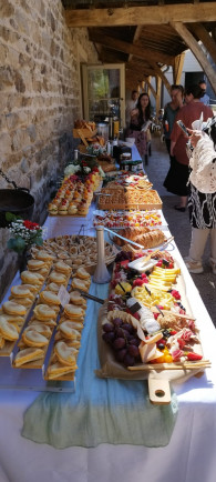 Mariage au Domaine en Mai 2025 - Beaujolais | Domaine de la Croix Rochefort