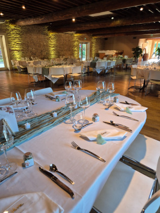 Mariage du 28 Juin 2025 - Mariage dans notre Salle Authentique Beaujolais | Domaine de la Croix Rochefort