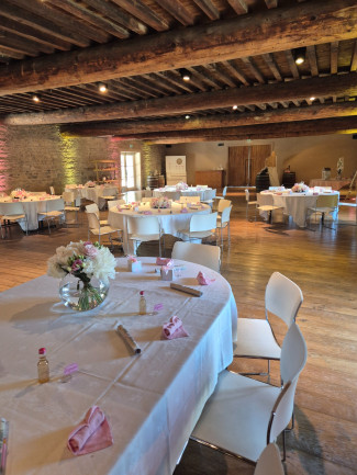 Mariage du 21 Juin 2025 - Cérémonie Laïque en Caveau Beaujolais | Domaine de la Croix Rochefort